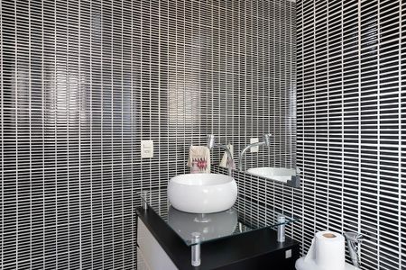 Apartamento à venda com 104m², 3 quartos e 2 vagasBanheiro da suíte