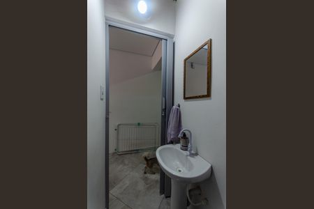 Casa para alugar com 80m², 2 quartos e 1 vaga Casa para alugar com 80m², 2 quartos e 1 vagaLavabo