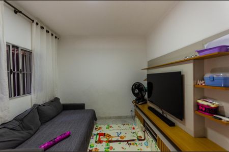 Casa para alugar com 80m², 2 quartos e 1 vaga Casa para alugar com 80m², 2 quartos e 1 vagaSala