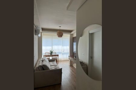 Apartamento à venda com 38m², 1 quarto e 1 vaga Apartamento à venda com 38m², 1 quarto e 1 vagaSala