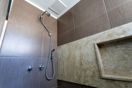 Apartamento à venda com 58m², 2 quartos e 1 vagaBanheiro 