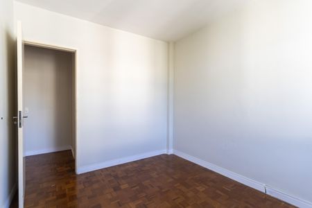 Apartamento à venda com 58m², 2 quartos e 1 vagaQuarto 2