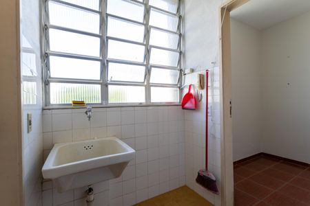 Apartamento à venda com 58m², 2 quartos e 1 vagaÁrea de Serviço
