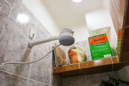 Apartamento à venda com 95m², 3 quartos e sem vaga Apartamento à venda com 95m², 3 quartos e sem vagaBanheiro de serviço