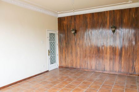 Apartamento à venda com 95m², 3 quartos e sem vaga Apartamento à venda com 95m², 3 quartos e sem vagaSala