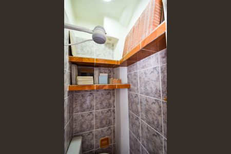 Apartamento para alugar com 95m², 3 quartos e sem vagaBanheiro de Serviço