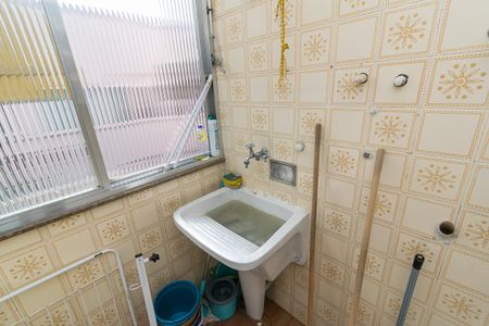 Apartamento à venda com 97m², 2 quartos e 1 vaga Apartamento à venda com 97m², 2 quartos e 1 vagaÁrea de Serviço