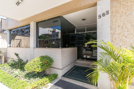 Apartamento à venda com 97m², 2 quartos e 1 vaga Apartamento à venda com 97m², 2 quartos e 1 vagaÁrea comum - Portaria