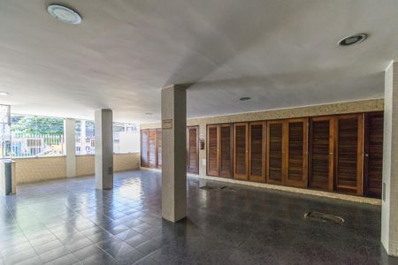 Apartamento à venda com 97m², 2 quartos e 1 vaga Apartamento à venda com 97m², 2 quartos e 1 vagaÁrea comum - Hall da entrada