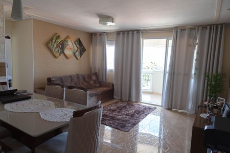 Apartamento para alugar com 82m², 3 quartos e 2 vagasSala