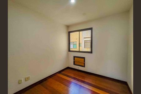 Apartamento à venda com 112m², 3 quartos e 2 vagasQuarto 2