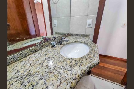 Apartamento à venda com 112m², 3 quartos e 2 vagasBanheiro Social