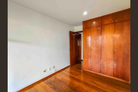 Apartamento à venda com 112m², 3 quartos e 2 vagasQuarto 1