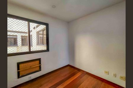 Apartamento à venda com 112m², 3 quartos e 2 vagasQuarto 2