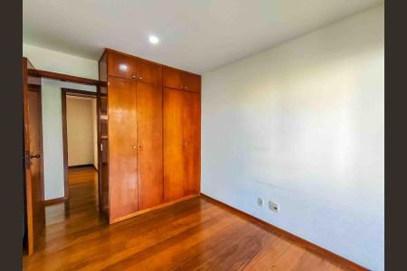 Apartamento à venda com 112m², 3 quartos e 2 vagasQuarto 1