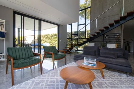 Casa de condomínio à venda com 292m², 3 quartos e 4 vagas Casa de condomínio à venda com 292m², 3 quartos e 4 vagasSala