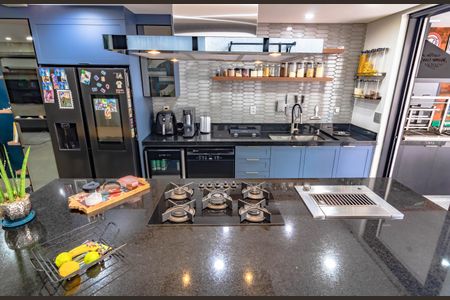 Casa à venda com 141m², 3 quartos e 2 vagas Casa à venda com 141m², 3 quartos e 2 vagasCozinha