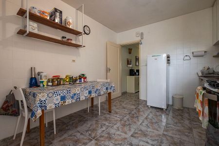 Casa à venda com 102m², 2 quartos e 2 vagasCozinha