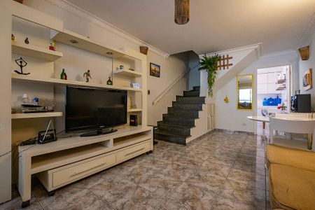 Casa à venda com 102m², 2 quartos e 2 vagasSala