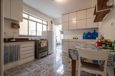 Casa à venda com 102m², 2 quartos e 2 vagasCozinha