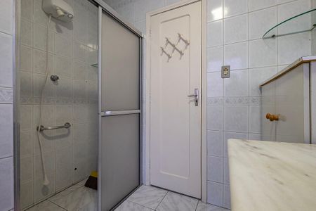 Casa à venda com 102m², 2 quartos e 2 vagasBanheiro
