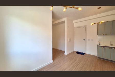 Apartamento à venda com 33m², 1 quarto e sem vaga Apartamento à venda com 33m², 1 quarto e sem vagaSala