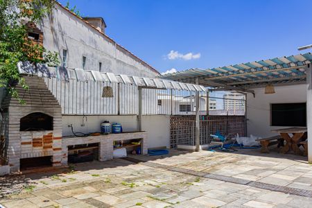 Casa à venda com 276m², 4 quartos e 4 vagasChurrasqueira