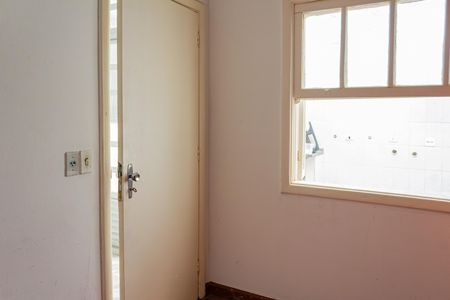 Casa à venda com 276m², 4 quartos e 4 vagasQuarto de Serviço