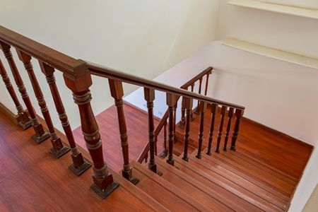 Casa à venda com 276m², 4 quartos e 4 vagasEscada