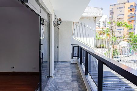 Casa à venda com 276m², 4 quartos e 4 vagasVaranda da Sala