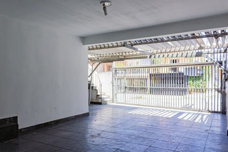Casa à venda com 276m², 4 quartos e 4 vagasGaragem