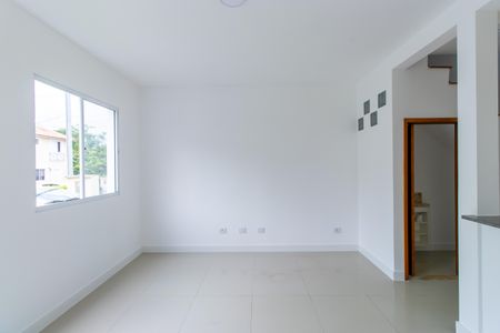 Casa de condomínio para alugar com 61m², 2 quartos e 2 vagasSala