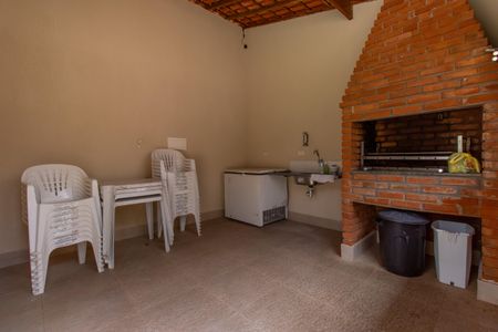 Casa de condomínio para alugar com 61m², 2 quartos e 2 vagasÁrea comum - Churrasqueira