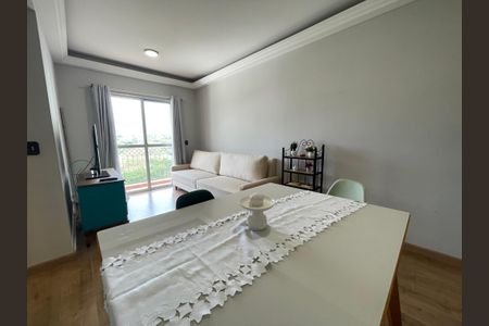 Apartamento à venda com 75m², 2 quartos e 1 vagaSala
