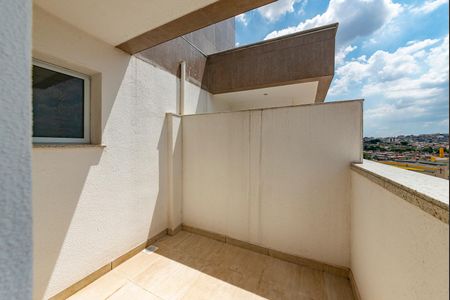 Apartamento à venda com 163m², 4 quartos e 3 vagas Apartamento à venda com 163m², 4 quartos e 3 vagasVaranda
