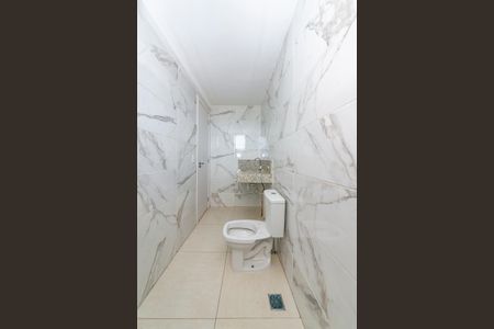 Apartamento à venda com 163m², 4 quartos e 3 vagas Apartamento à venda com 163m², 4 quartos e 3 vagasBanheiro Social 2