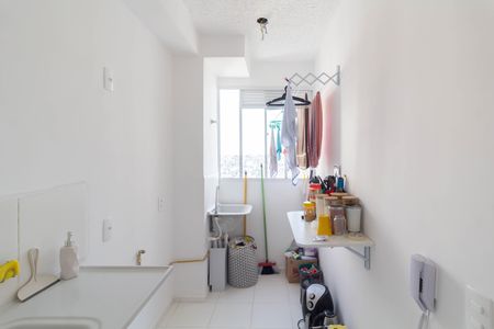 Apartamento para alugar com 42m², 2 quartos e sem vaga Apartamento para alugar com 42m², 2 quartos e sem vagaCozinha e Área de Serviço
