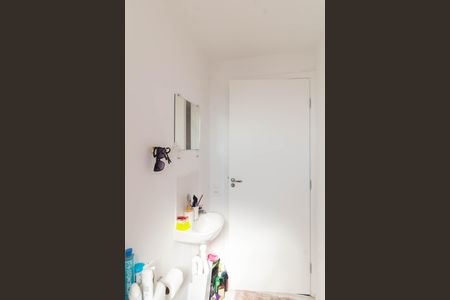 Apartamento para alugar com 42m², 2 quartos e sem vaga Apartamento para alugar com 42m², 2 quartos e sem vagaBanheiro
