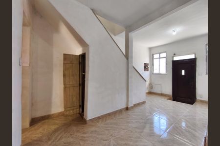 Casa à venda com 100m², 2 quartos e sem vagaSala