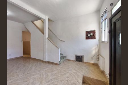 Casa à venda com 100m², 2 quartos e sem vagaSala