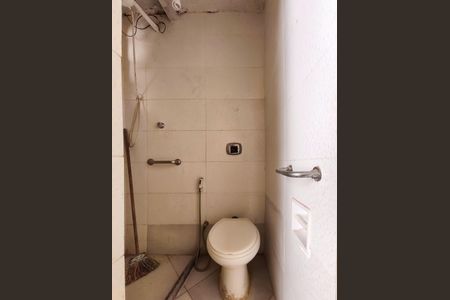 Casa à venda com 100m², 2 quartos e sem vagaBanheiro de serviço