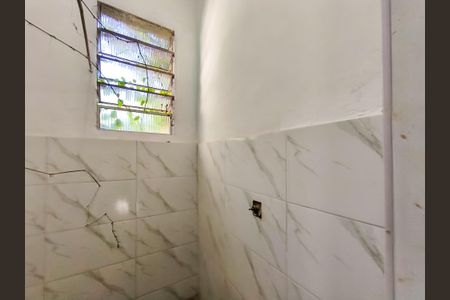 Casa à venda com 100m², 2 quartos e sem vagaBanheiro Corredor