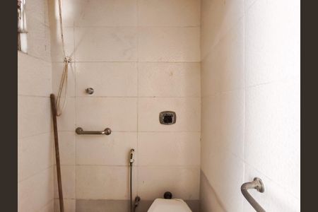 Casa à venda com 100m², 2 quartos e sem vagaBanheiro de serviço