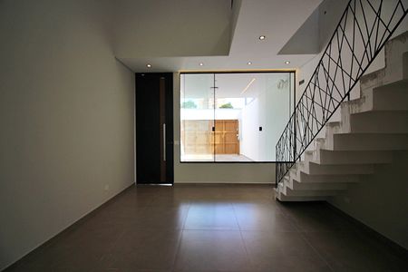 Casa à venda com 190m², 3 quartos e 4 vagasSala