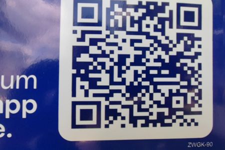 Casa de condomínio à venda com 200m², 3 quartos e 4 vagas Casa de condomínio à venda com 200m², 3 quartos e 4 vagasPLACA INSTALADA NA FACHADA