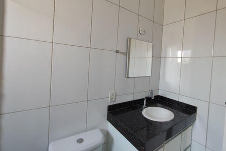 Casa de condomínio à venda com 200m², 3 quartos e 4 vagas Casa de condomínio à venda com 200m², 3 quartos e 4 vagasBanheiro Suíte