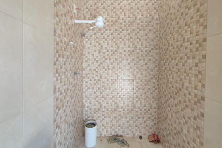 Casa de condomínio à venda com 200m², 3 quartos e 4 vagas Casa de condomínio à venda com 200m², 3 quartos e 4 vagasBanheiro de Serviço