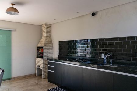 Casa à venda com 360m², 3 quartos e 5 vagas Casa à venda com 360m², 3 quartos e 5 vagasEspaço Gourmet