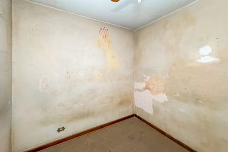 Casa à venda com 100m², 3 quartos e 2 vagas Casa à venda com 100m², 3 quartos e 2 vagasQuarto 1