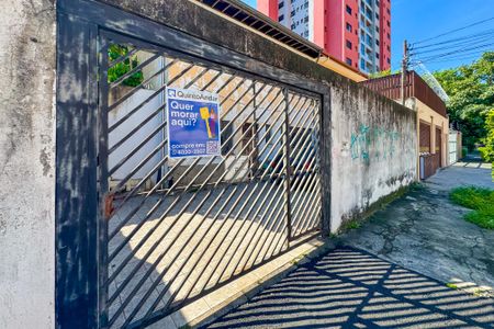 Casa à venda com 100m², 3 quartos e 2 vagas Casa à venda com 100m², 3 quartos e 2 vagasFachada + Plaquinha